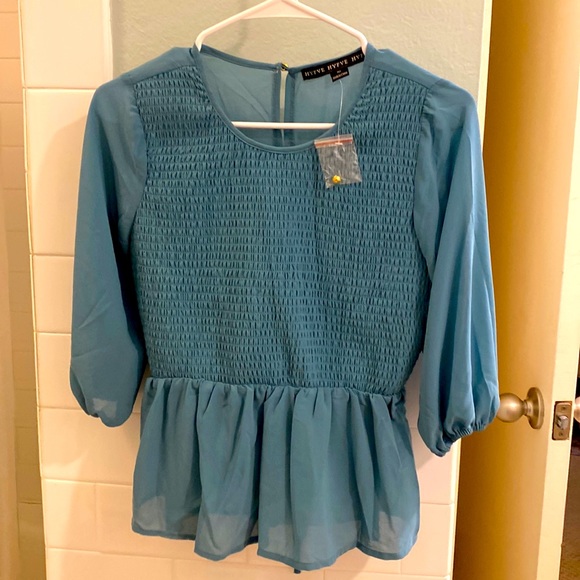 NWOT HYFVE Green Blue Ruched Empire Waist Peplum Blouse Top Sz Medium M - Picture 1 of 3